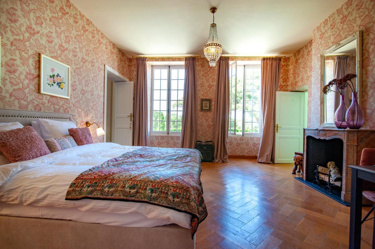 Escudes Bed & Breakfast Vigueron Luaran gambar